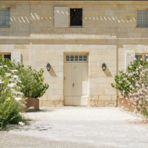 Façade du château Franc Mayne.